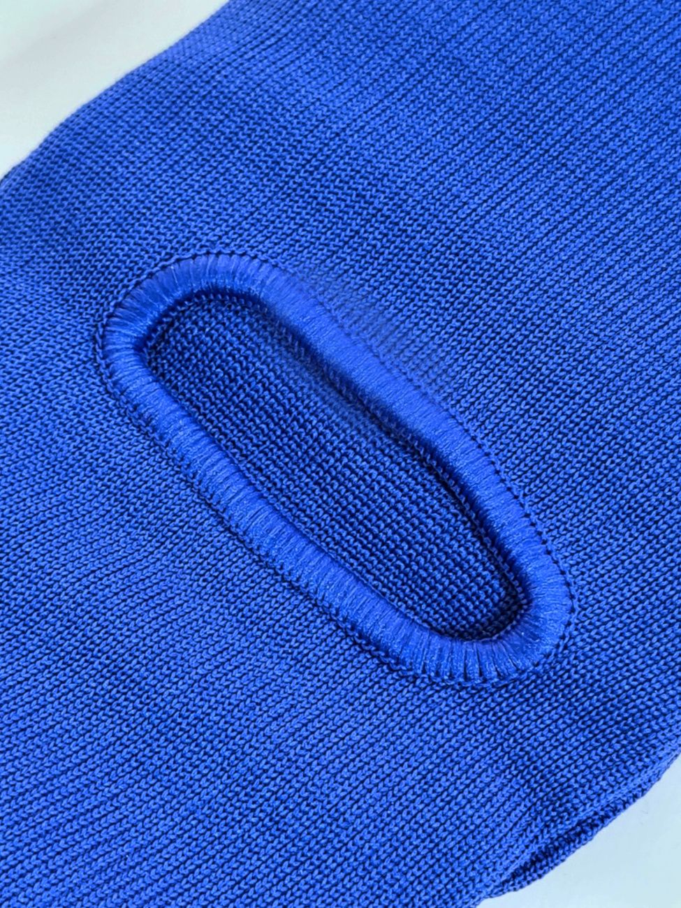 Kurve Reggiseno Sportivo Ragazza In Tessuto Elasticizzato Senza Cuciture - Protezione UV UPF 50+, Dorso Incrociato, Made In USA, Assorbente E Traspirante